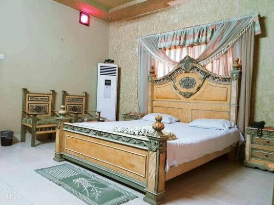 Holiday Inn Guest House Sukkur - Photo5