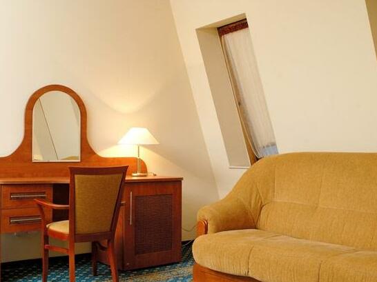 Hotel Brzoza - Photo2