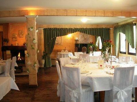 Hotel Akropol Cierpice - Photo5