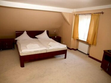 Hotel Polonia Drzonkow