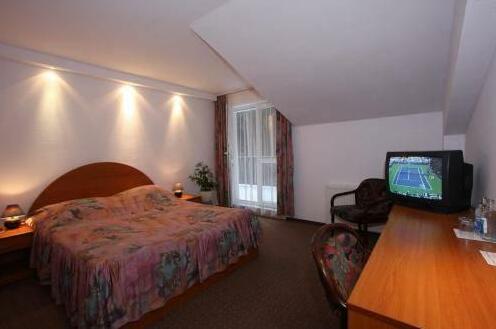 Hotel Corum - Photo4
