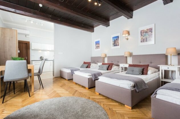 Barbican House Apartments - Photo3