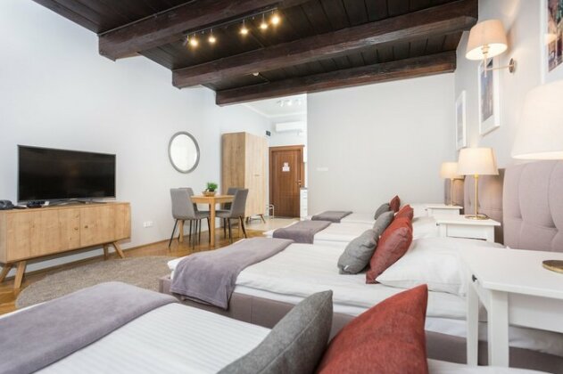Barbican House Apartments - Photo4
