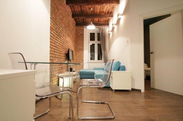 Gallery Loft Apartment - Photo3