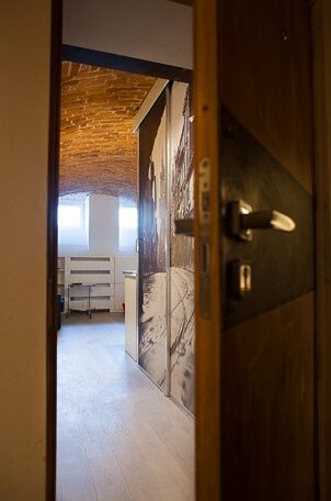 Historical studio in the Old Town by Apart Service - Photo5