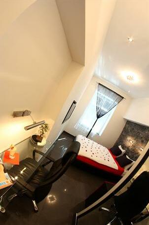 Komorowski Luxury Guest Rooms - Photo4