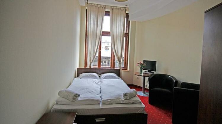 Lavena Apartments - Photo4
