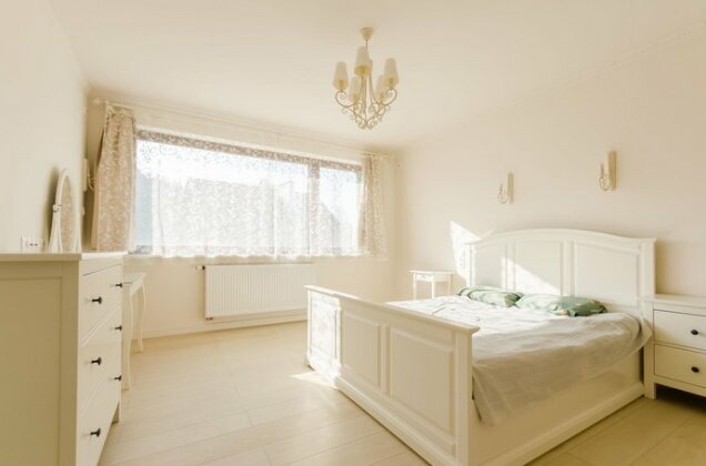 Luxurious Apartment Krasowa