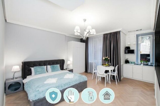 Noble Old Town Apartments - Photo2