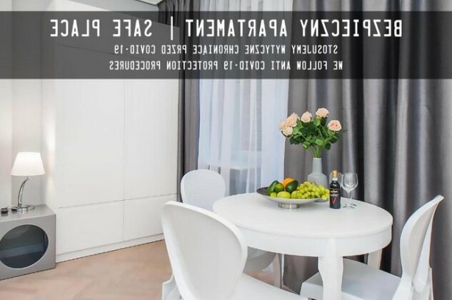 Noble Old Town Apartments - Photo3