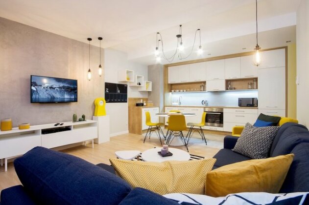 Old Town Luxury Apartment - Photo2