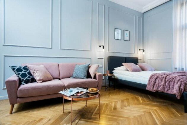 P&J Luxury Apartments - Photo2