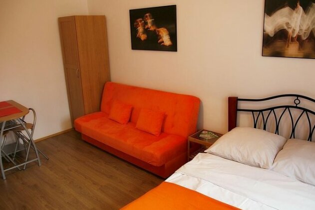 VisitKrak - Photo2