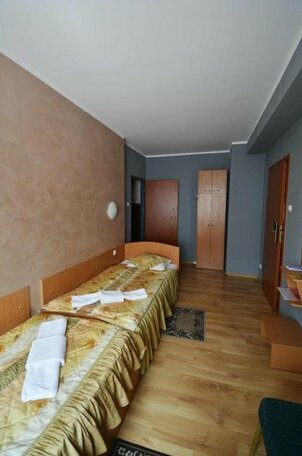 Hotel Awis - Photo2