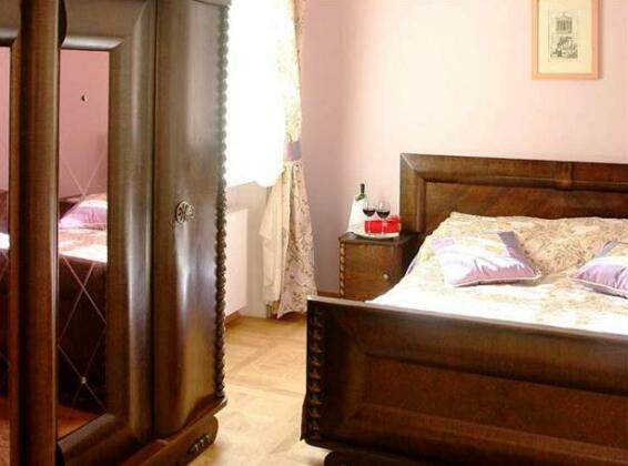 Palac Lochow - Photo4
