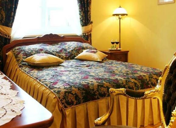 Palac Lochow - Photo5
