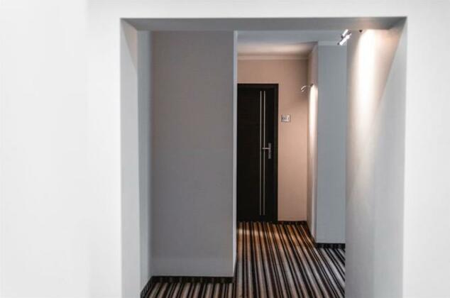 New Corner - Photo4