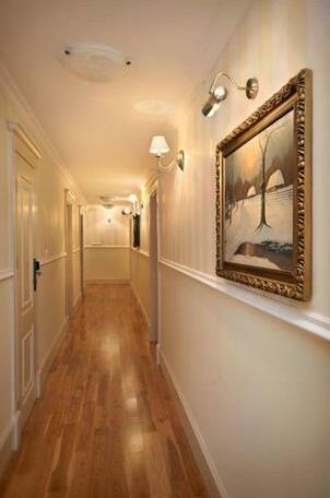 Dwor Many - Photo4
