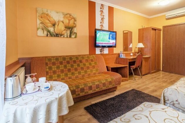 Hotel Doris Oborniki - Photo3