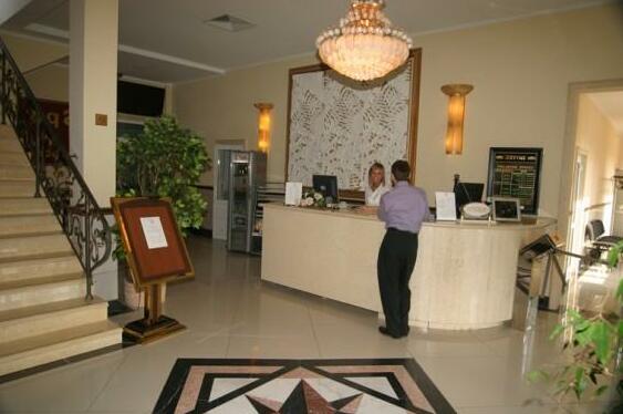 Hotel Colosseum Olecko - Photo4
