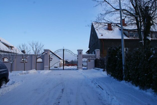 Photo 3