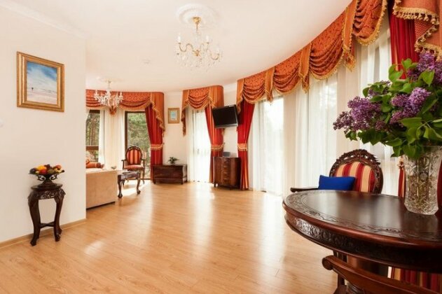 Palace - Luxury Rooms - Photo3