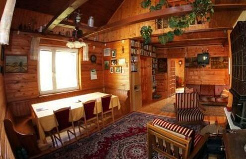 Forest River Cottage - Photo2