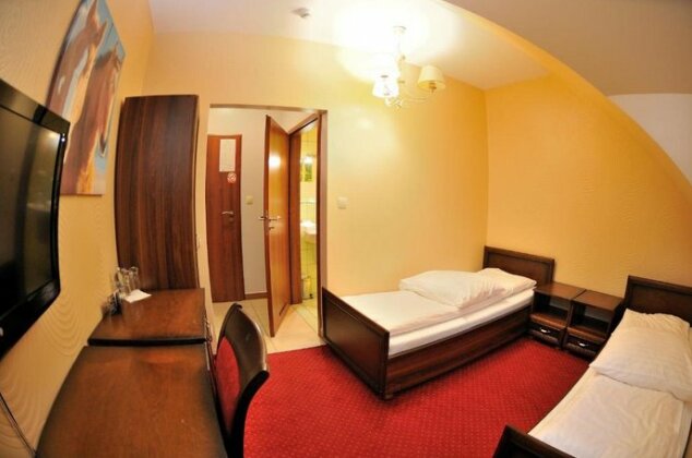 Malutkie Resort - apartamenty pokoje restauracja - Photo5