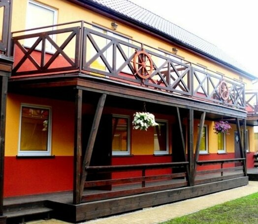  Photo 2