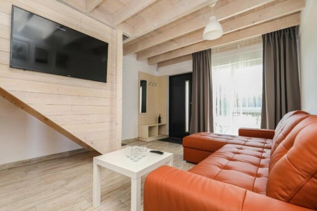 Pina House Rewal - Photo2