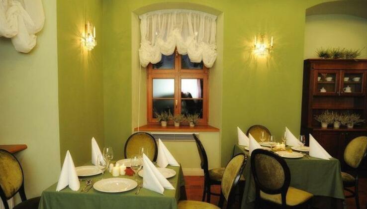 Palac w Rymaniu - Photo3