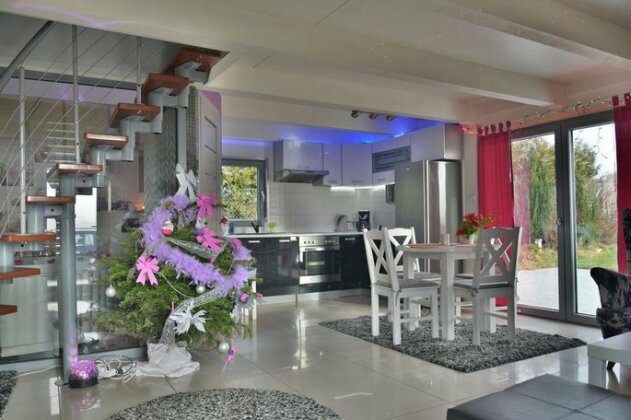 Luna Haus - Photo3