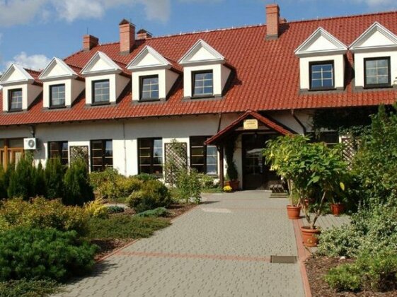 Hubertus Aparthotel & Restaurant & Horse Club