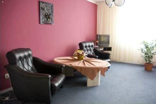 Hotel Lubuski - Photo2