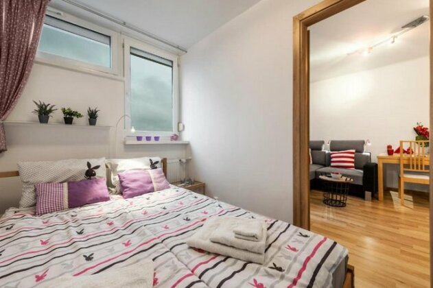 Apartment with a beautiful view of Saski Garden - Photo4
