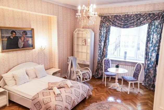 Old Times Warsaw 2 bed apartment