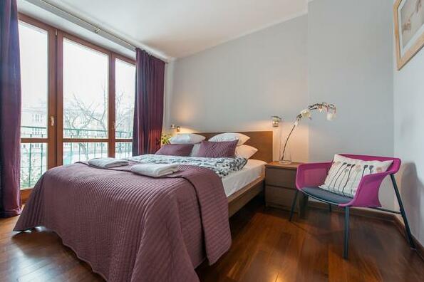 One Bed Apartment MAZOWIECKA - Photo5