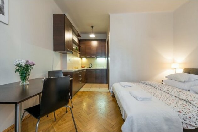 P&O Apartments Miodowa - Photo4
