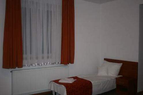 Villa Plaza - Photo4