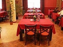 Hotel Basztowy Znin - Photo4