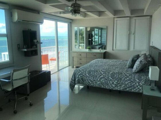 Amapola SeaSide Beach Front Apartment - Photo3