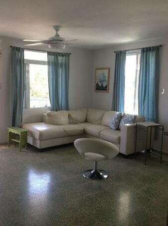 Gallery / Surf House - Photo3