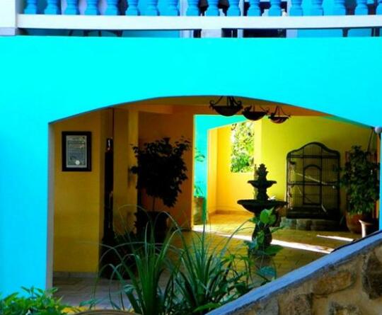 Lazy Parrot Inn & Mini Resort - Photo4