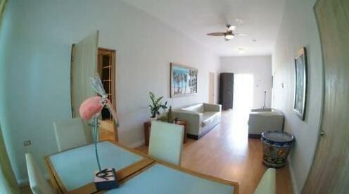 Suites at 413 - Photo2