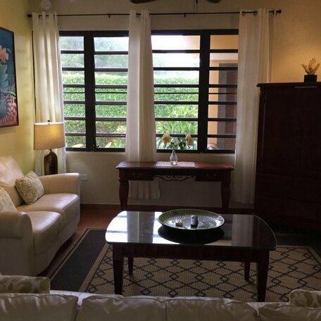 Tres Palmas Inn and Villas - Photo4