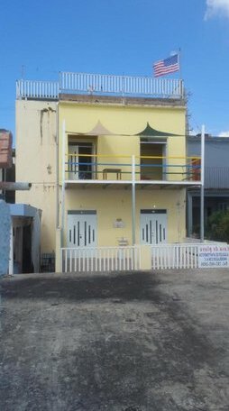 A-2 Casa de Playa Apartment with Sea View