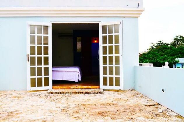 Mares Guesthouse - Photo4