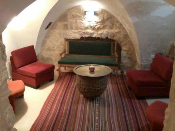 Hosh Al-Syrian Guesthouse - Photo2
