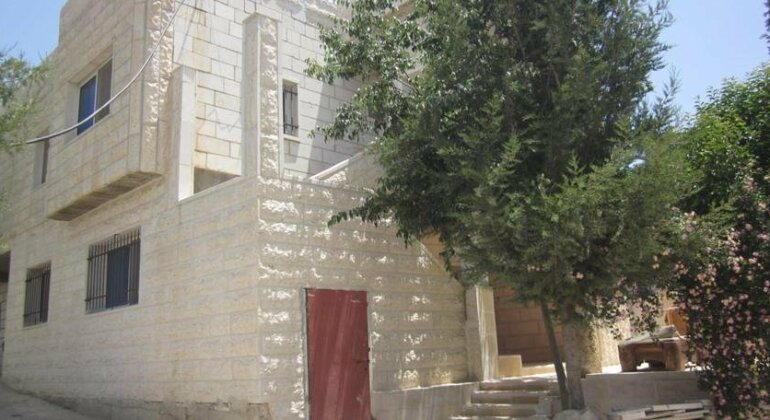 Beit Ummar Hostel