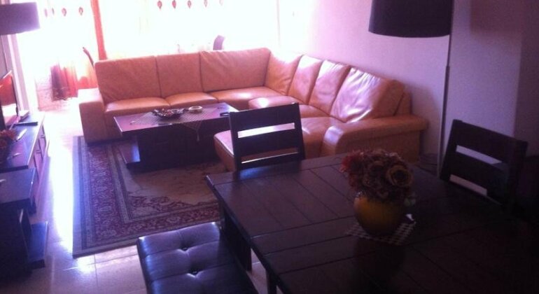 Signature Suite -Al Zahra Towers- - Photo2